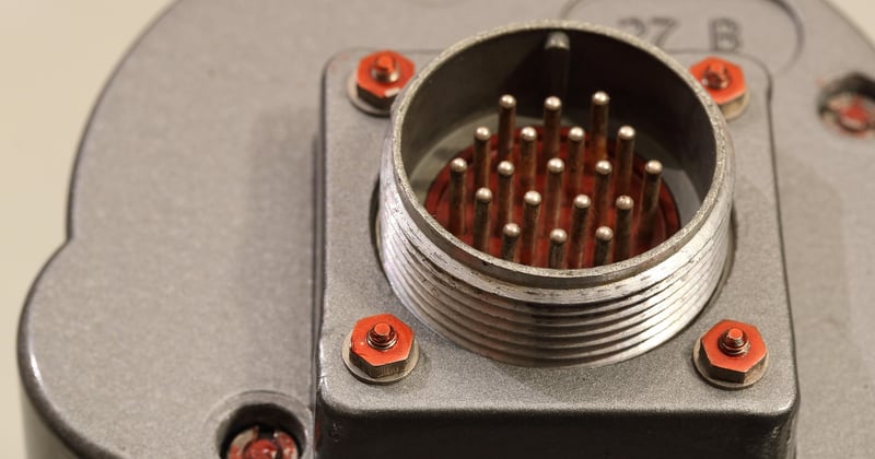 7 Poliger Stecker Belegung: Anschlüsse richtig verstehen und nutzen